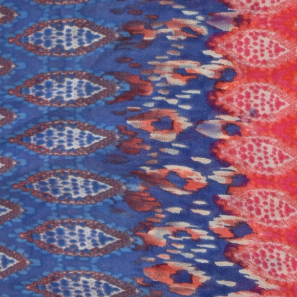 Tank top - Picture 2 of 4